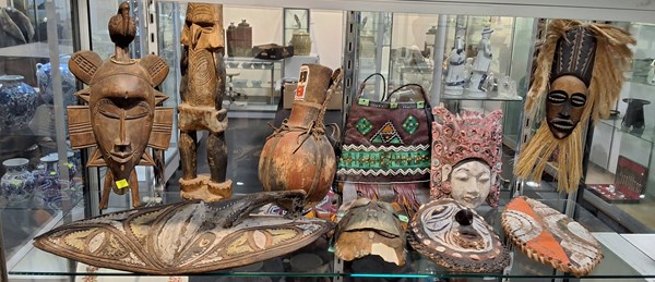 Lot 1377 - TRIBAL MASKS