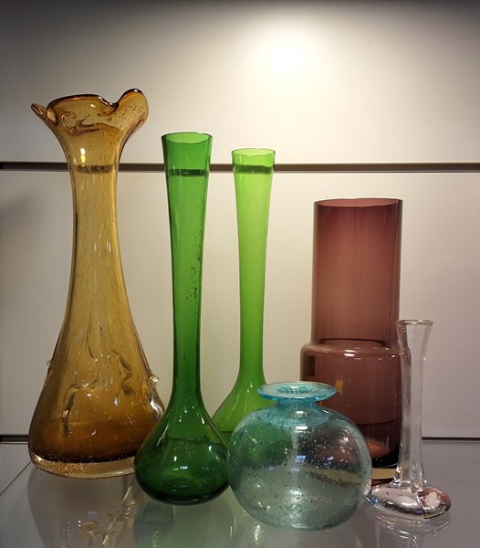 Lot 1291 - STUDIO GLASS