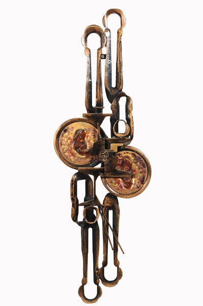 Lot 143 - WALL DECOR