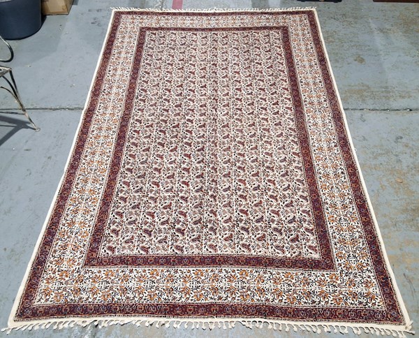 Lot 129 - ISFAHAN GHALAMKAR