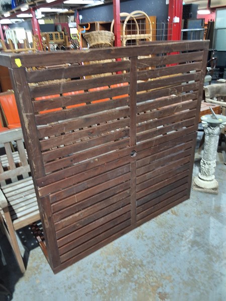 Lot 410 - OUTDOOR TABLE