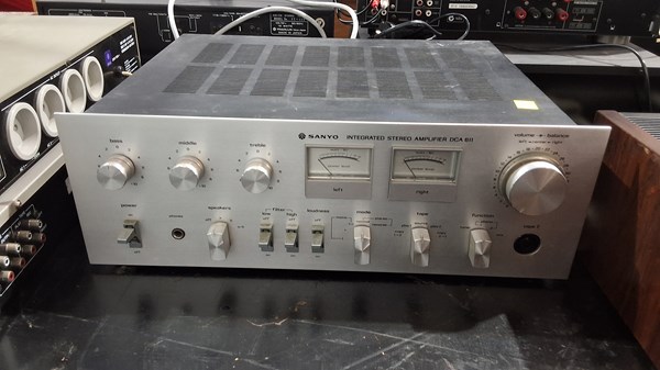 Lot 284 - STEREO RECEIVER