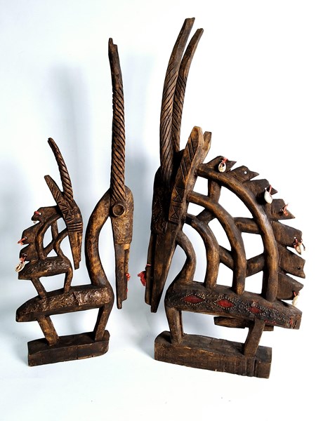 Lot 1284 - TRIBAL FIGURES