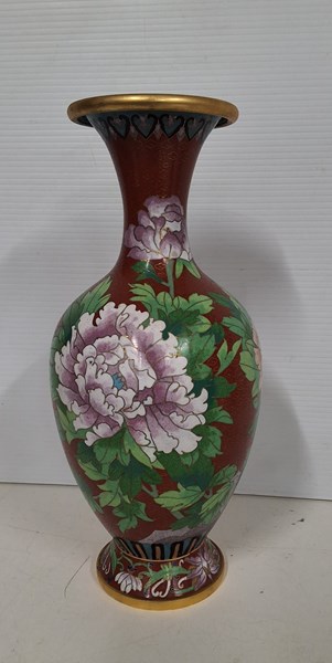 Lot 1321 - CLOISONNE VASE