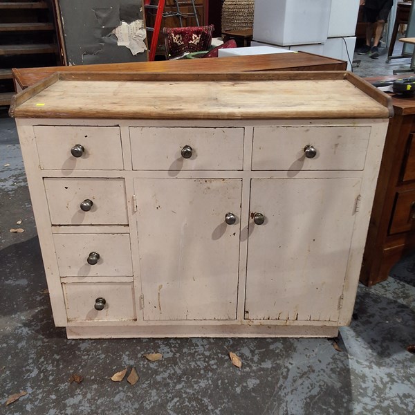 Lot 118 - KITCHEN CUPBOARD