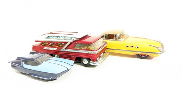 Lot 46 - TOY CARS