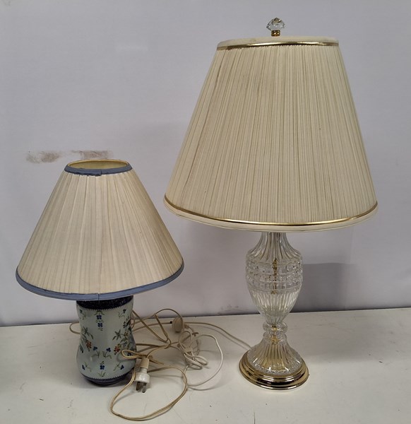 Lot 1249 - DECORATIVE LAMPS