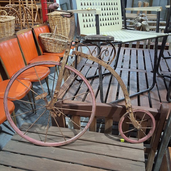 Lot 394 - PENNY FARTHING