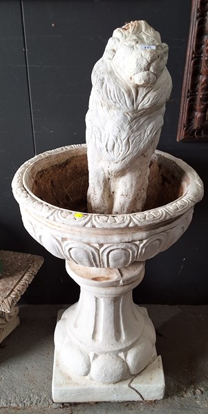 Lot 417 - BIRDBATH