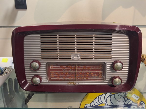 Lot 1229 - RADIO