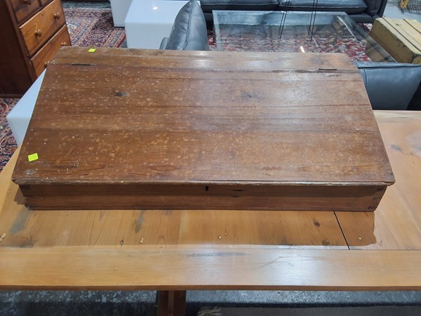 Lot 130 - WRITING SLOPE