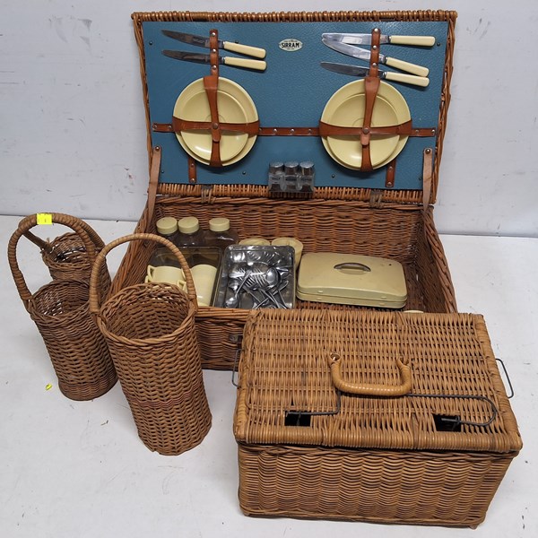 Lot 1449 - CANE WARE