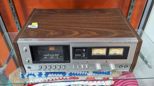 Lot 1386 - CASSETTE TAPE DECK