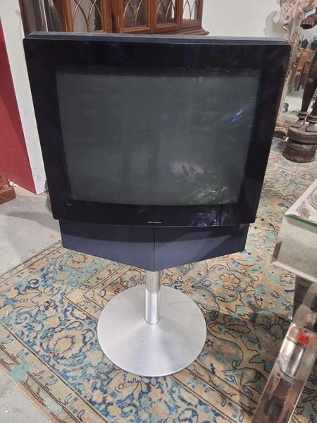 Lot 329 - TELEVISION
