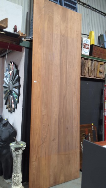 Lot 380 - TABLE TOP