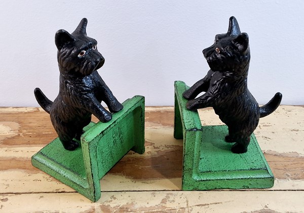 Lot 1274 - BOOKENDS