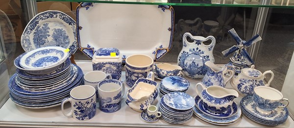 Lot 1164 - BLUE AND WHITE CHINA