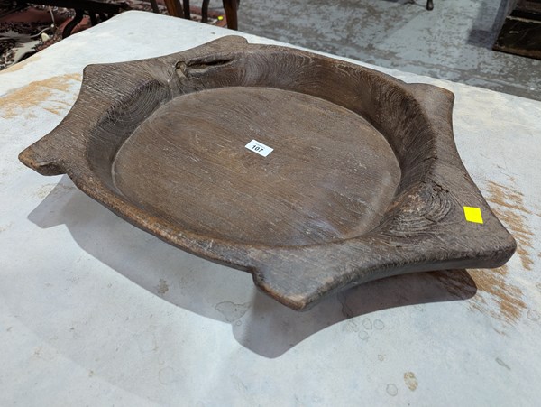 Lot 107 - TIMBER BOWL