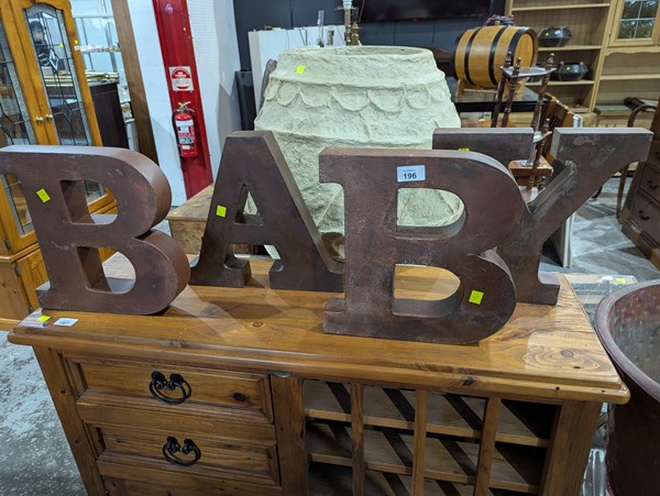 Lot 196 - METAL LETTERS