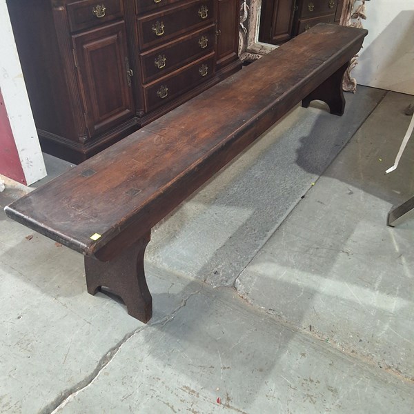 Lot 386 - FORM
