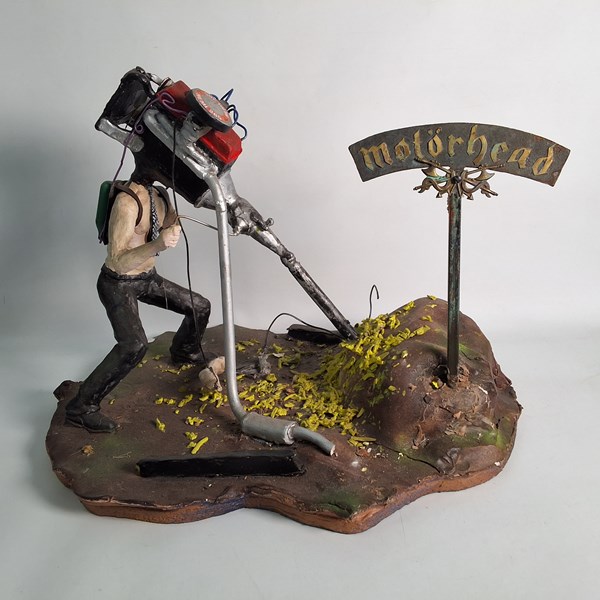 Lot 1336 - MOTORHEAD SCULPTURE