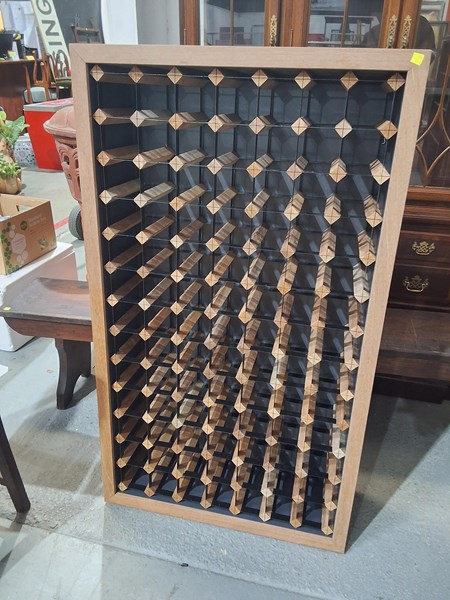 Lot 254 - WINE RACK