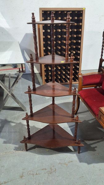 Lot 185 - WHATNOT