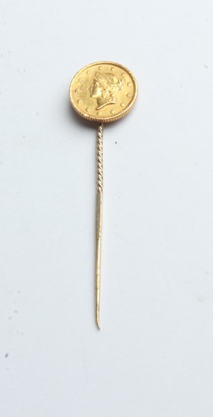 Lot 1031 - GOLD STICKPIN