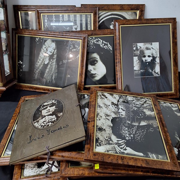 Lot 1395 - RISQUE PHOTOGRAPHS