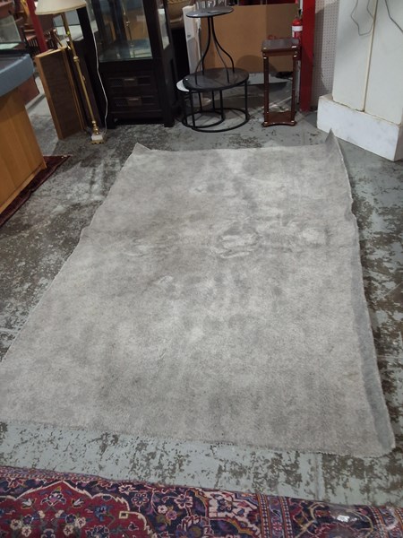 Lot 180 - RUG