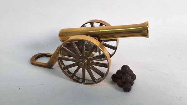 Lot 1213 - MODEL CANNON