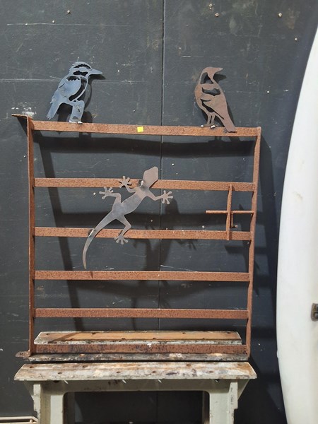 Lot 424 - PEDESTRIAN GATE