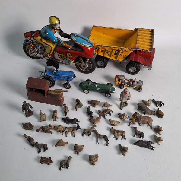 Lot 1197 - TOYS