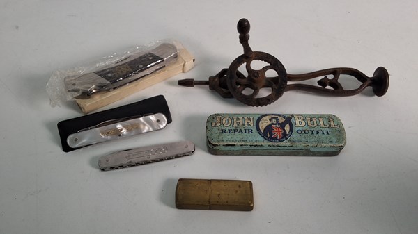 Lot 1057 - COLLECTABLES
