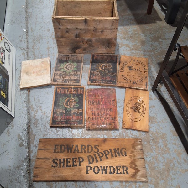 Lot 269 - WOODEN BOX