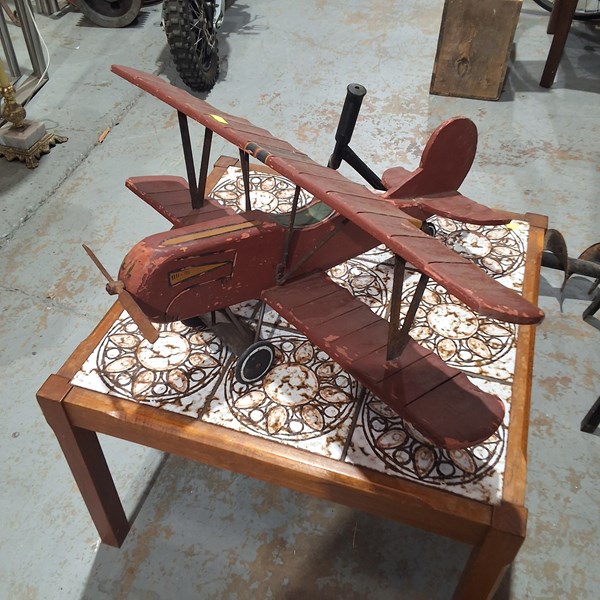 Lot 255 - FOLK ART