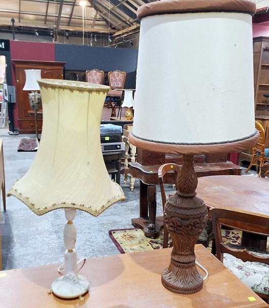 Lot 58 - TABLE LAMPS