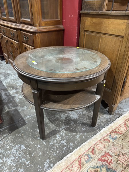 Lot 90 - OCCASIONAL TABLES
