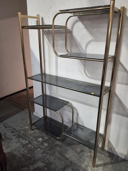 Lot 399 - SHELF