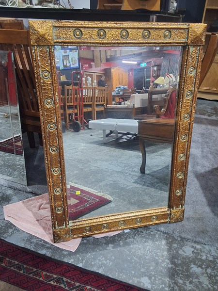 Lot 175 - MIRROR
