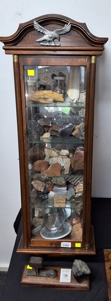 Lot 1393 - MINERAL SPECIMENS