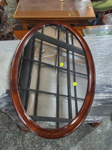 Lot 384 - MIRROR