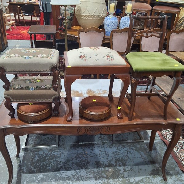 Lot 116 - STOOLS AND CHAIR