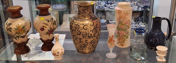 Lot 1132 - VASES