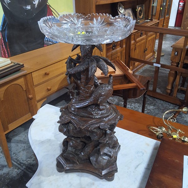 Lot 153 - TABLE CENTRE PIECE