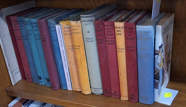 Lot 1369 - VINTAGE BOOKS