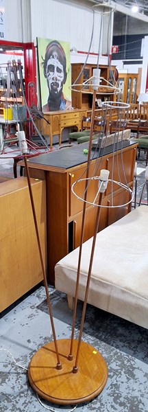 Lot 26 - RETRO STANDARD LAMP