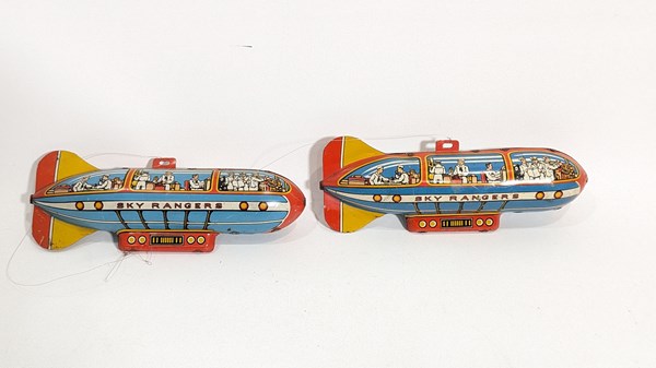 Lot 68 - TIN ZEPPELINS