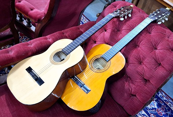 Lot 378 - ACOUSTIC GUITARS