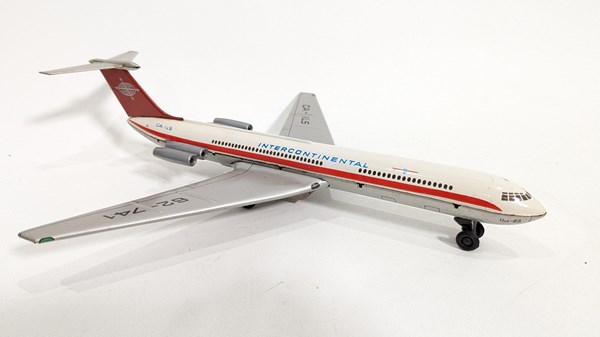 Lot 67 - TIN AIRPLANE